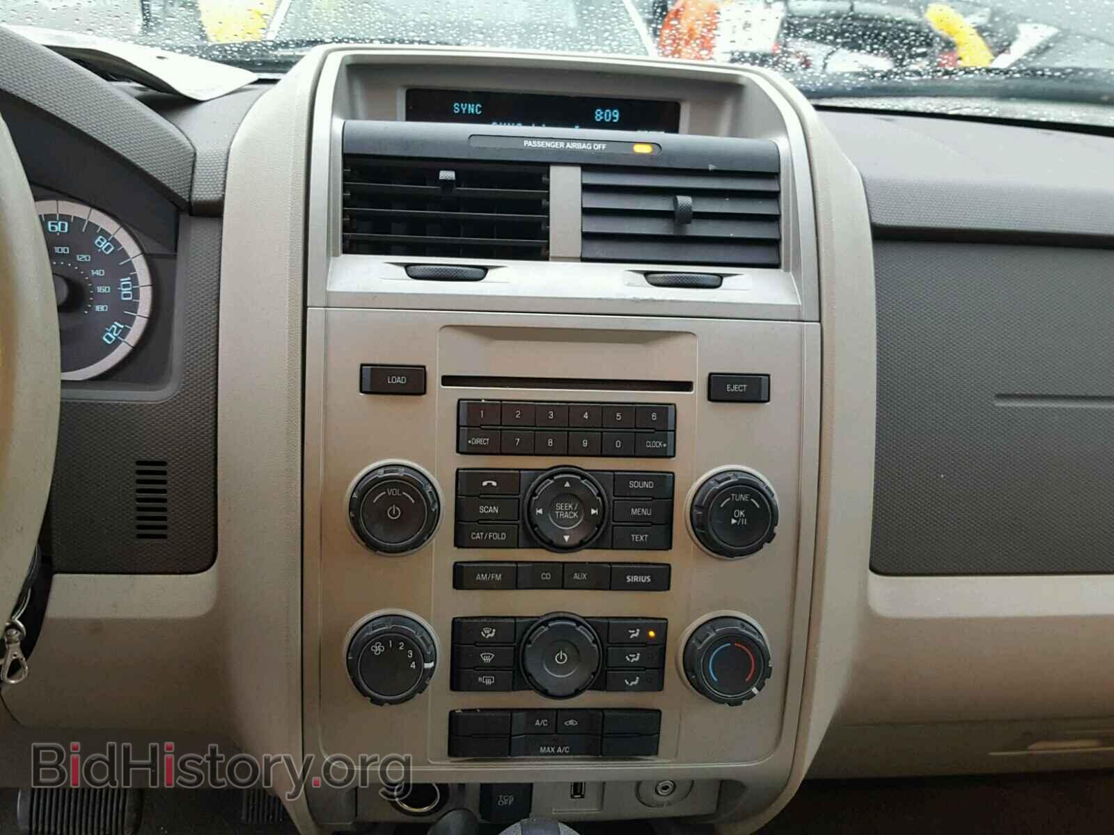 2011 FORD ESCAPE - VIN: 1FMCU0D73BKB00122 - Photo 9