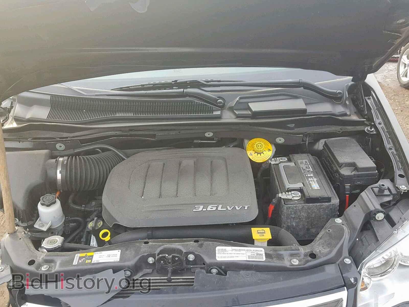 2016 CHRYSLER TOWN & COU - VIN: 2C4RC1BG3GR166320 - Photo 7