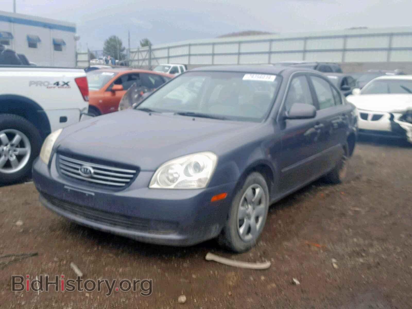 2007 KIA OPTIMA - VIN: KNAGE123375150711 - Фото 2