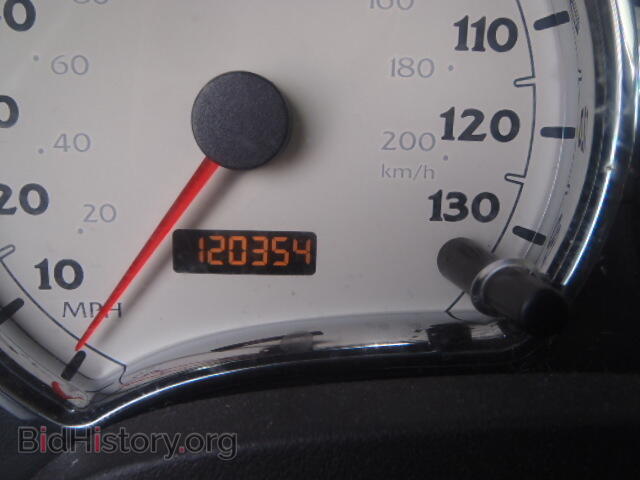 2005 SATURN VUE - VIN: 5GZCZ33D75S863388 - Фото 8
