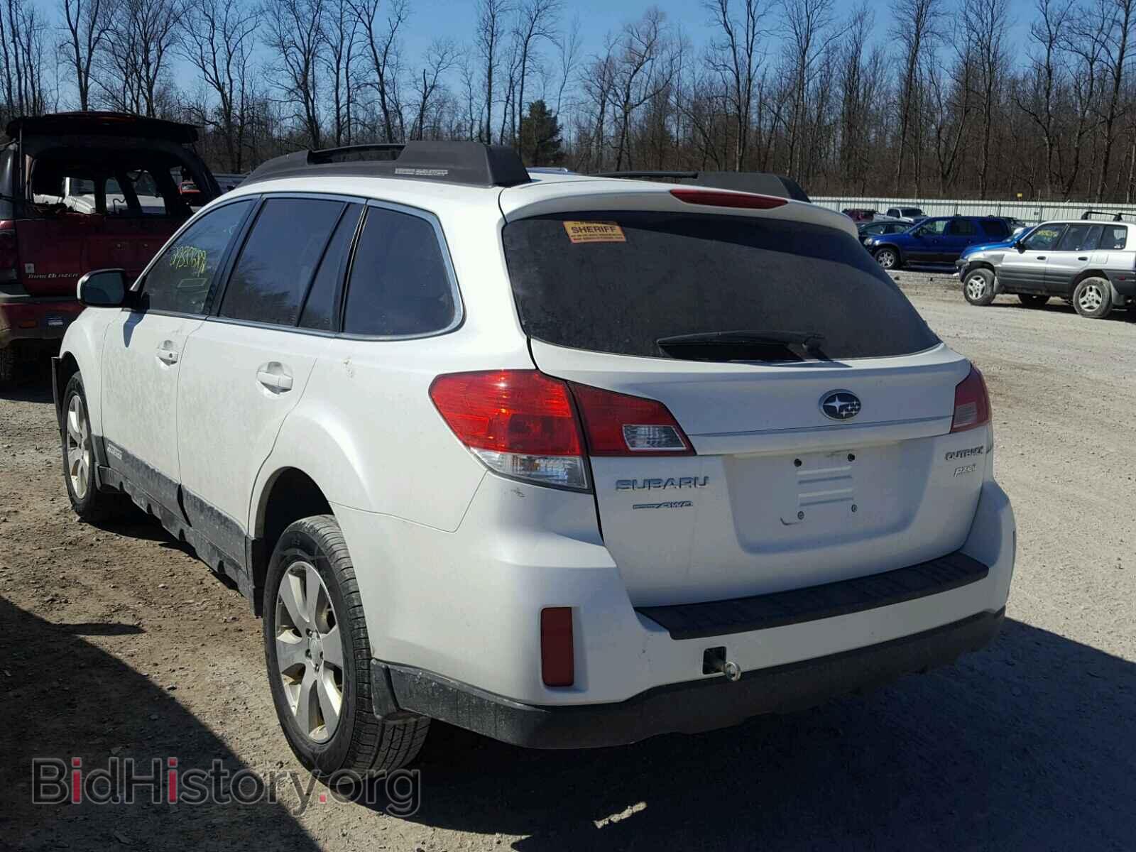2011 SUBARU OUTBACK - VIN: 4S4BRBCC5B3437652 - Photo 3