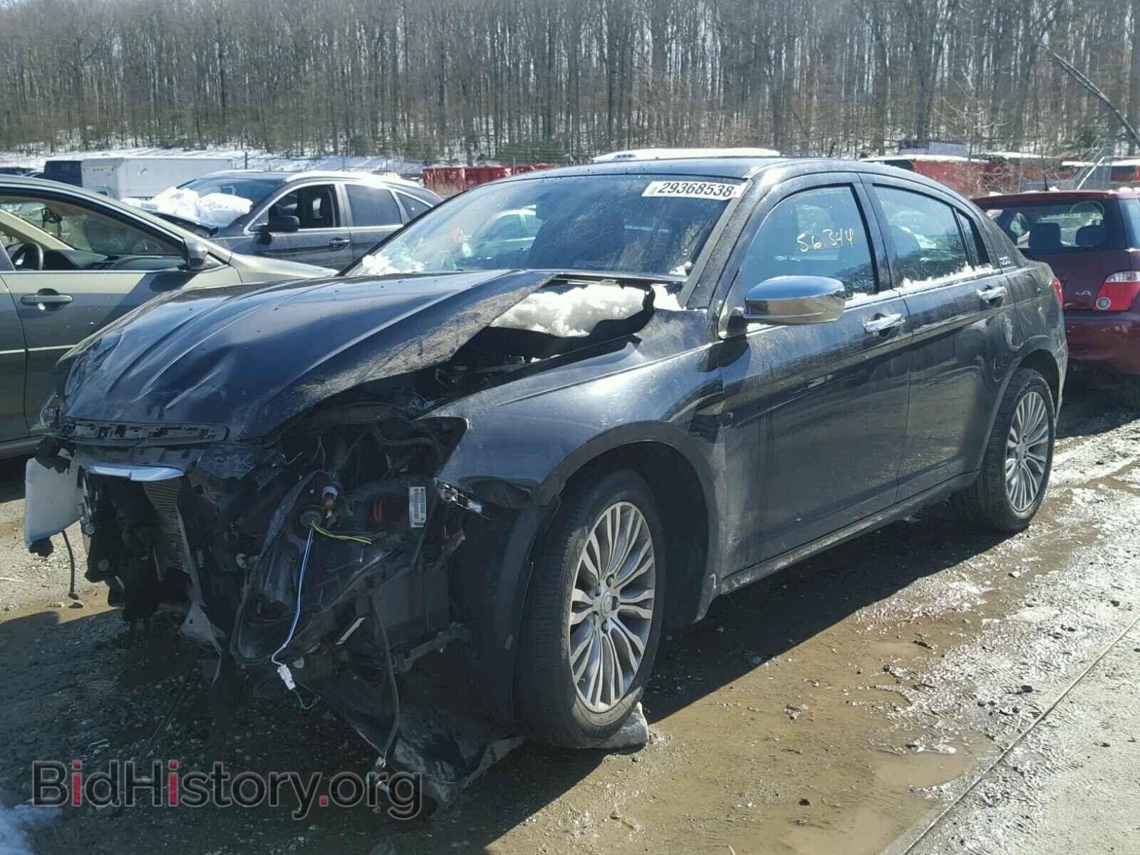 2012 CHRYSLER 200 - VIN: 1C3CCBCG3CN305030 - Фото 2