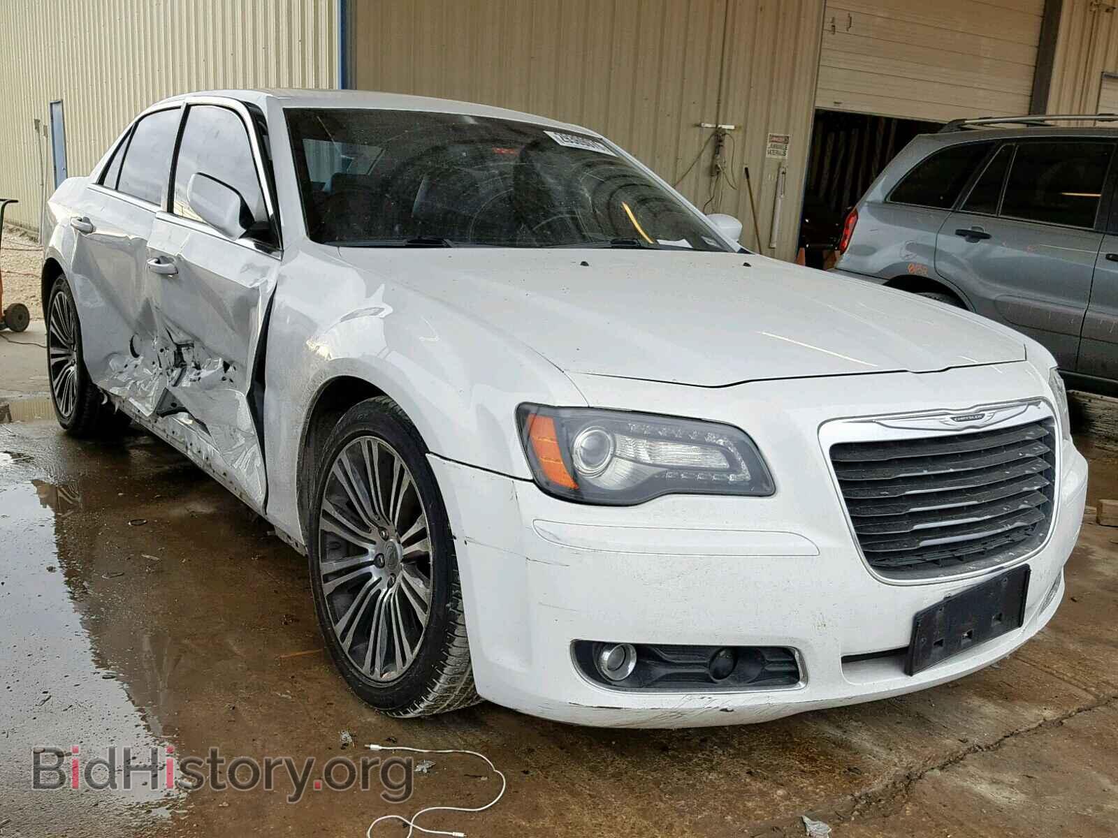 Фотография 2C3CCABG1CH140776 - CHRYSLER 300 2012