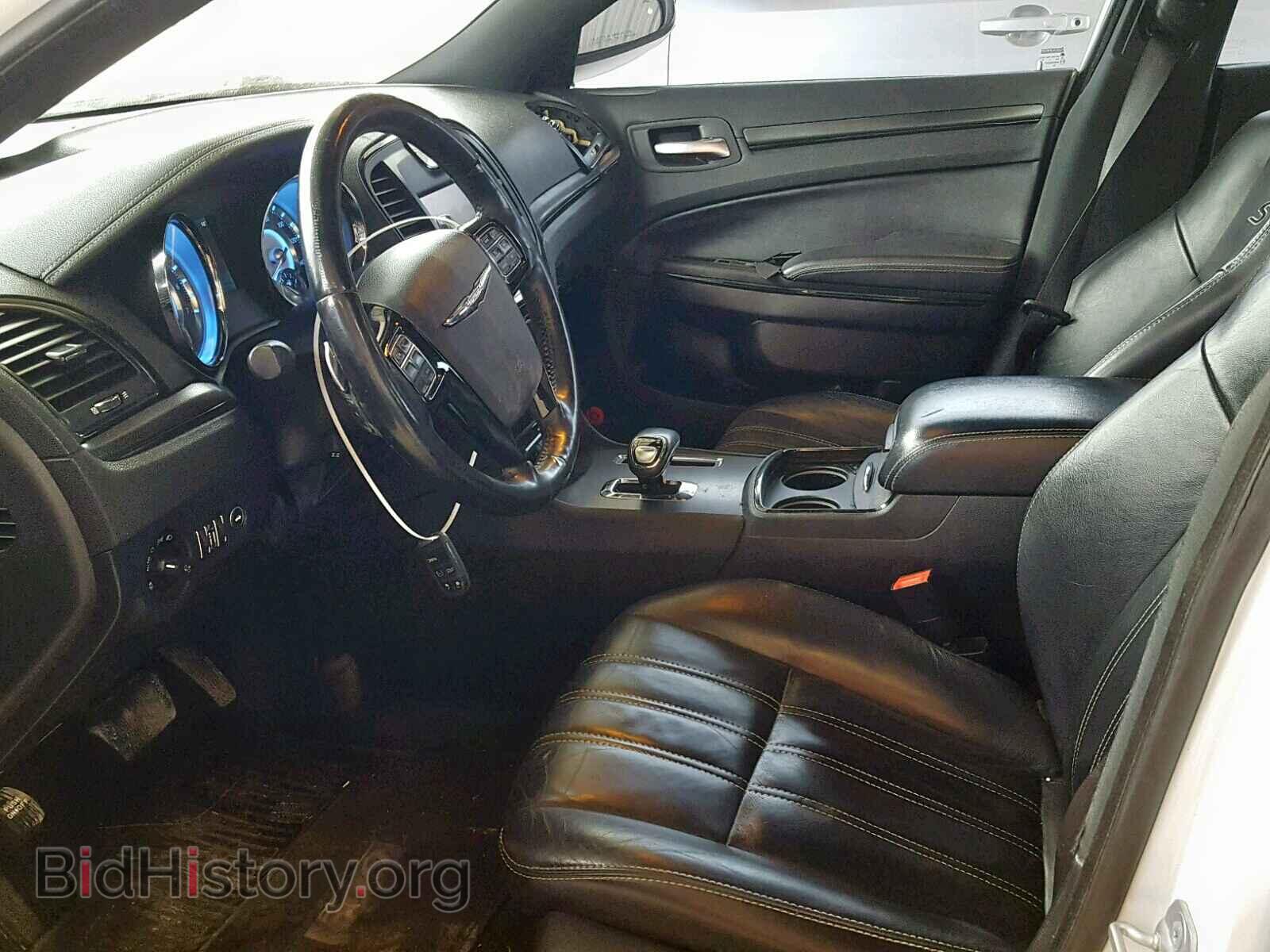 2012 CHRYSLER 300 - VIN: 2C3CCABG1CH140776 - Фото 5