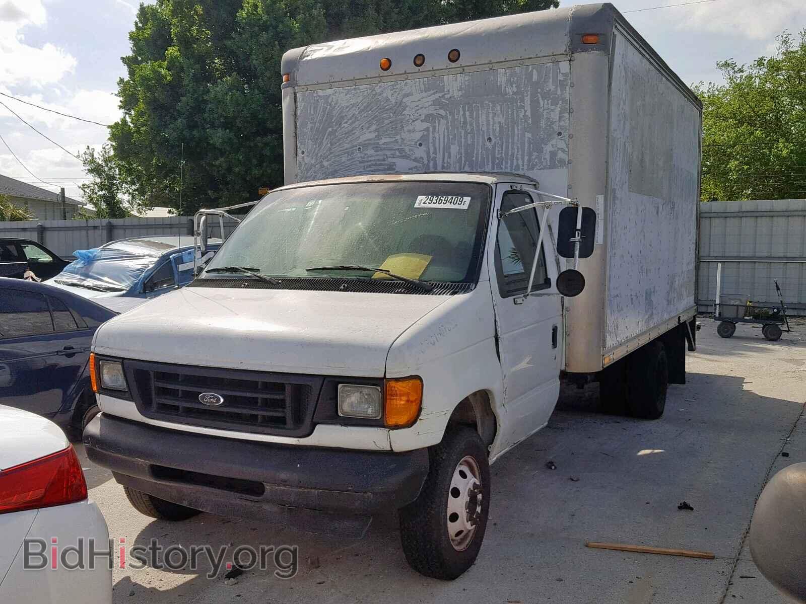 2003 FORD ECONOLINE - VIN: 1FDWE35L53HB92811 - Photo 2