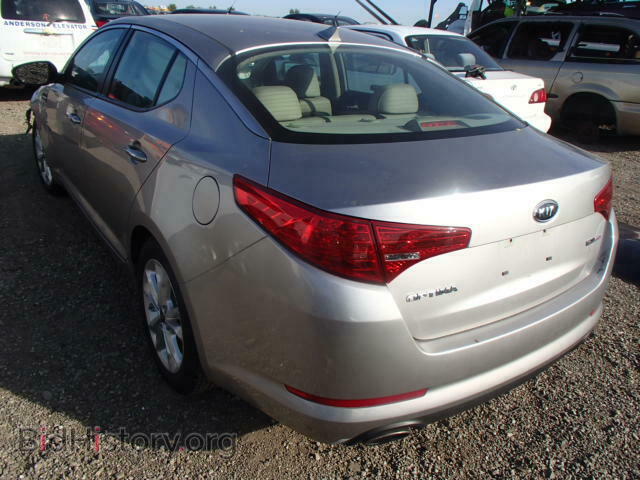2011 KIA OPTIMA - VIN: KNAGN4A77B5081813 - Фото 3