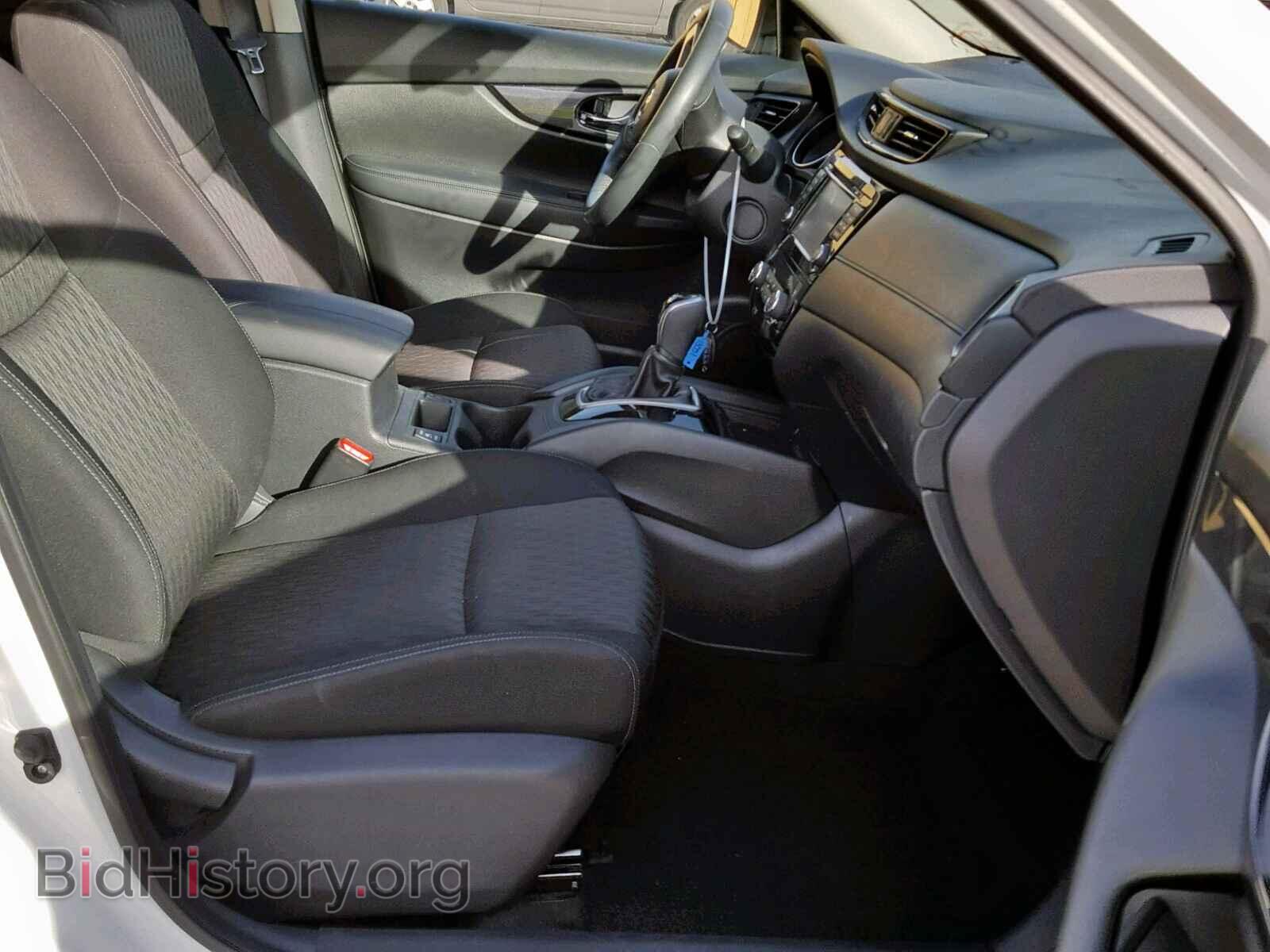 2017 NISSAN ROGUE S - VIN: KNMAT2MT1HP583435 - Фото 5