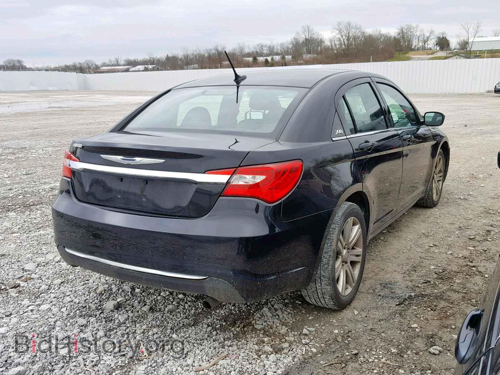 2013 CHRYSLER 200 - VIN: 1C3CCBAB6DN735644 - Фото 4