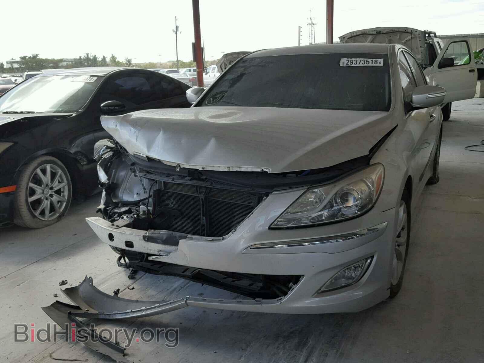 2013 HYUNDAI GENESIS - VIN: KMHGC4DDXDU235980 - Фото 2
