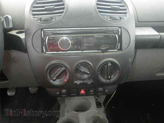 2000 VOLKSWAGEN BEETLE - VIN: 3VWCA21C1YM464113 - Фото 9