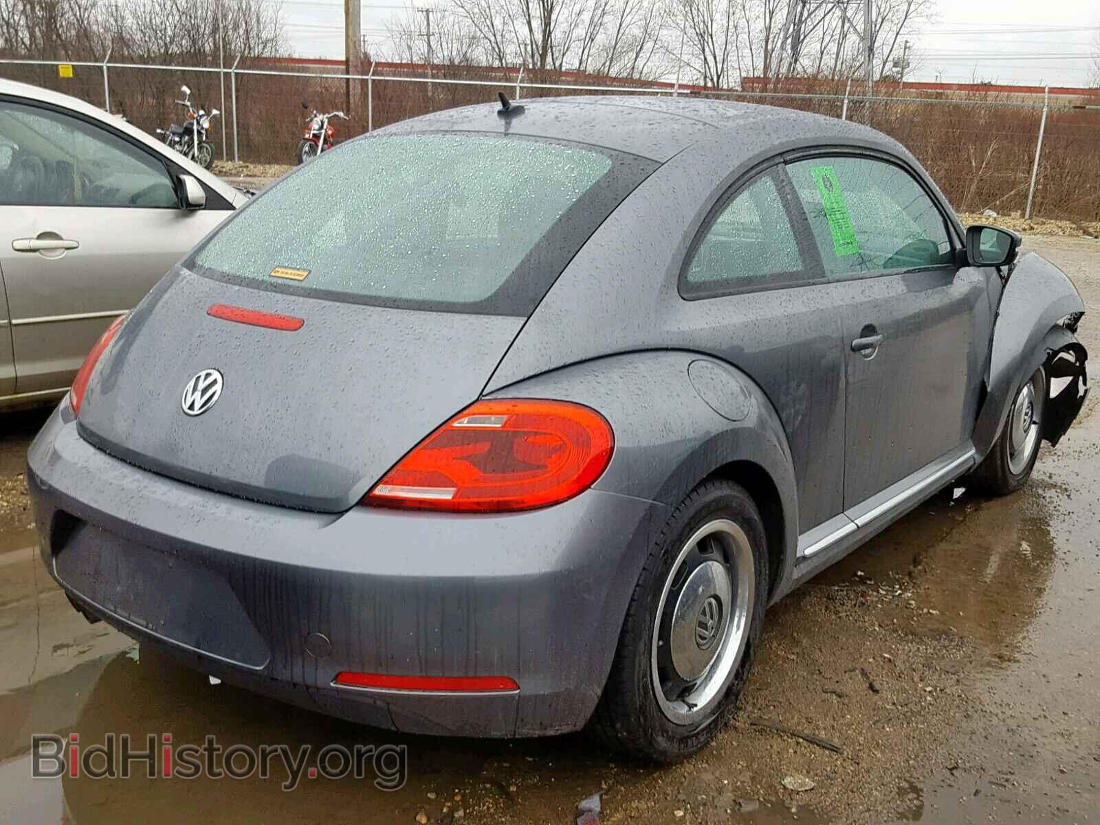 2012 VOLKSWAGEN BEETLE - VIN: 3VWJP7AT4CM613013 - Фото 4