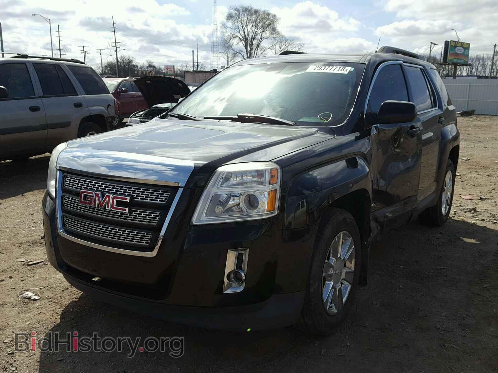 2010 GMC TERRAIN - VIN: 2CTALFEW3A6361960 - Photo 2