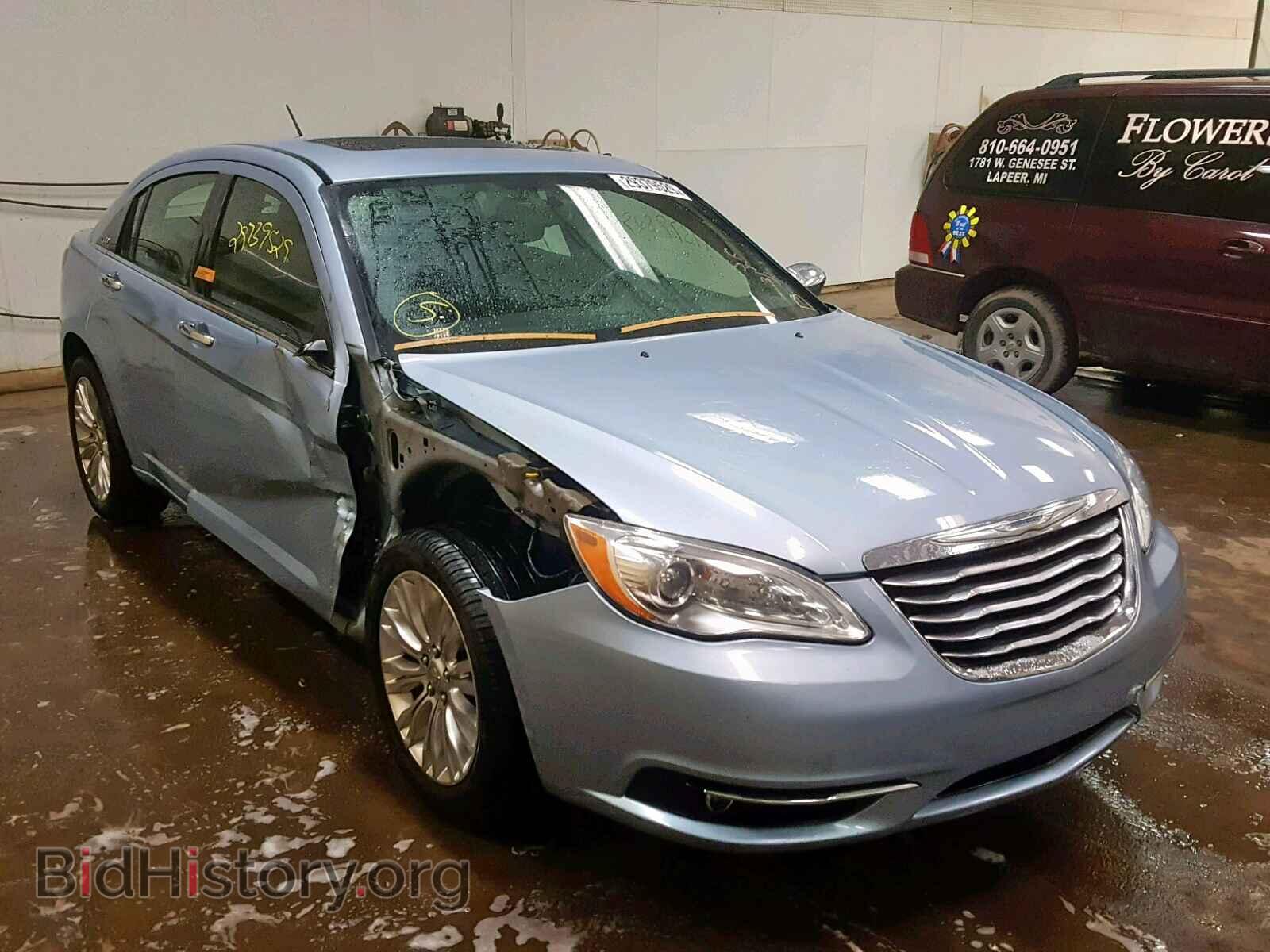 Фотография  - CHRYSLER 200 2012