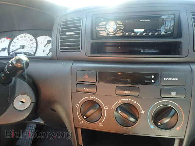 2003 TOYOTA COROLLA - VIN: 1NXBR32E83Z162802 - Фото 9