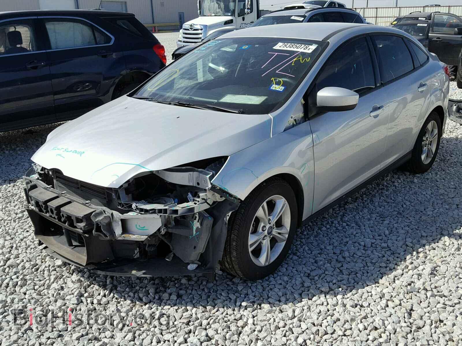 2012 Ford FOCUS (VIN 1FAHP3F26CL249842) — photo 2 of 10