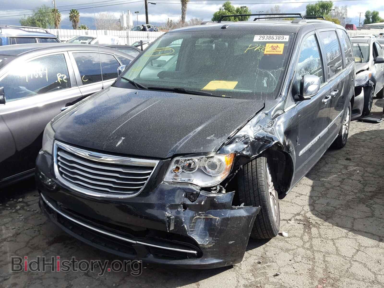 2011 CHRYSLER TOWN & COU - VIN: 2A4RR6DG9BR609050 - Фото 2
