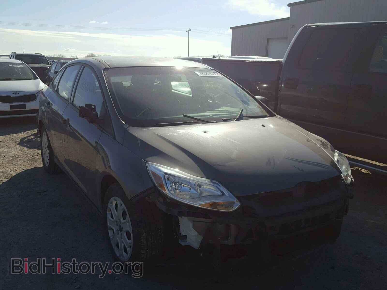 Photo 1FAHP3F27CL127894 - FORD FOCUS 2012