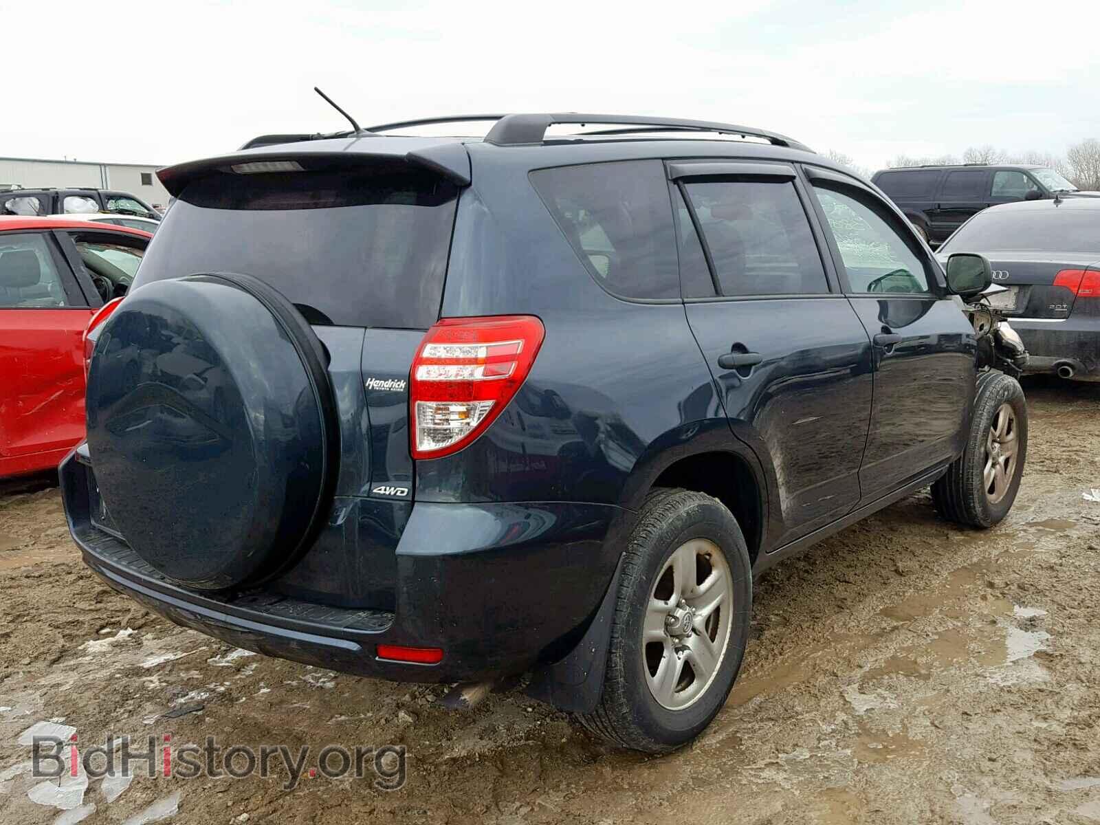 2011 TOYOTA RAV4 - VIN: 2T3BF4DV2BW138822 - Фото 4