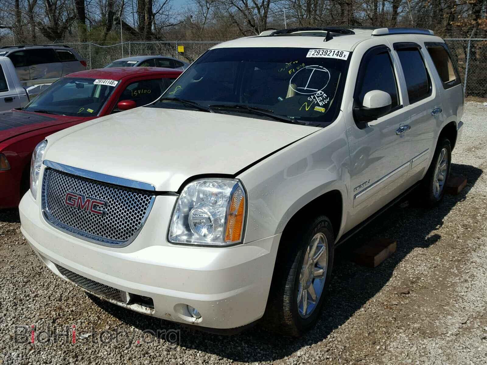 2012 GMC YUKON - VIN: 1GKS2EEF9CR180113 - Фото 2