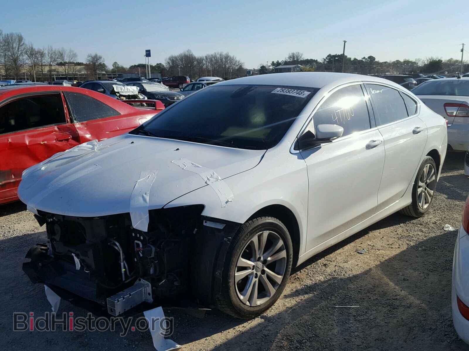 2016 CHRYSLER 200 - VIN: 1C3CCCAB0GN105998 - Фото 2