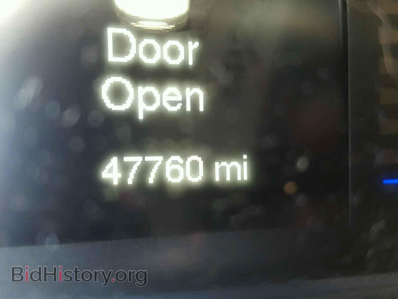 2016 CHRYSLER 200 - VIN: 1C3CCCAB0GN105998 - Фото 8