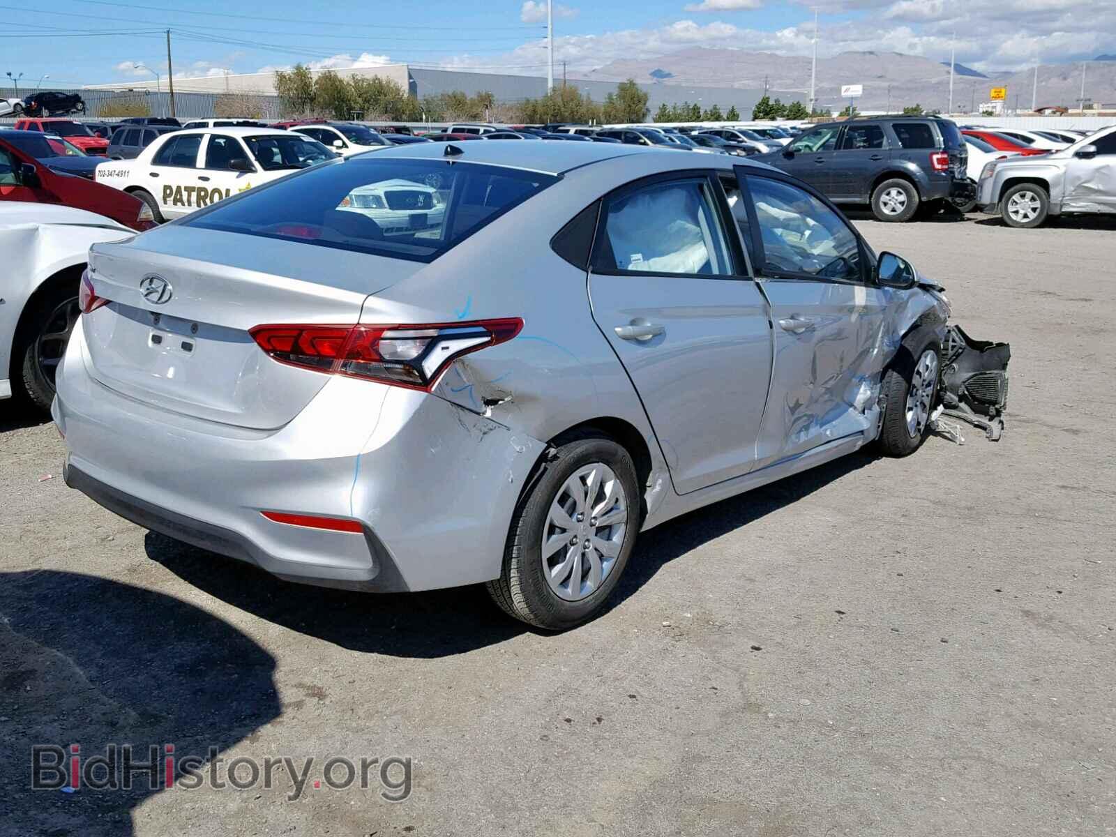 2018 HYUNDAI ACCENT - VIN: 3KPC24A39JE014785 - Фото 4