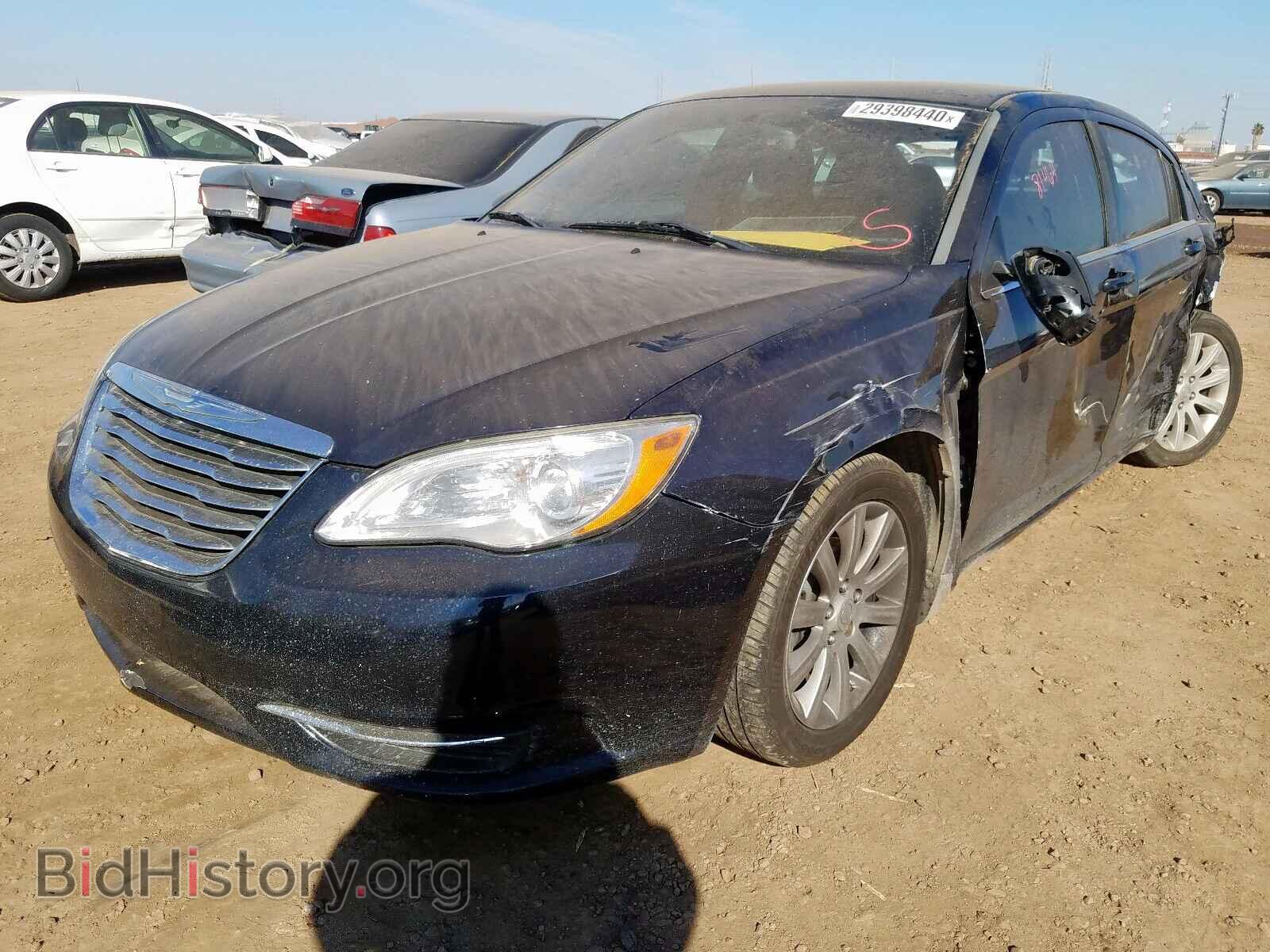 2011 CHRYSLER 200 - VIN: 1C3BC1FG7BN525738 - Фото 2