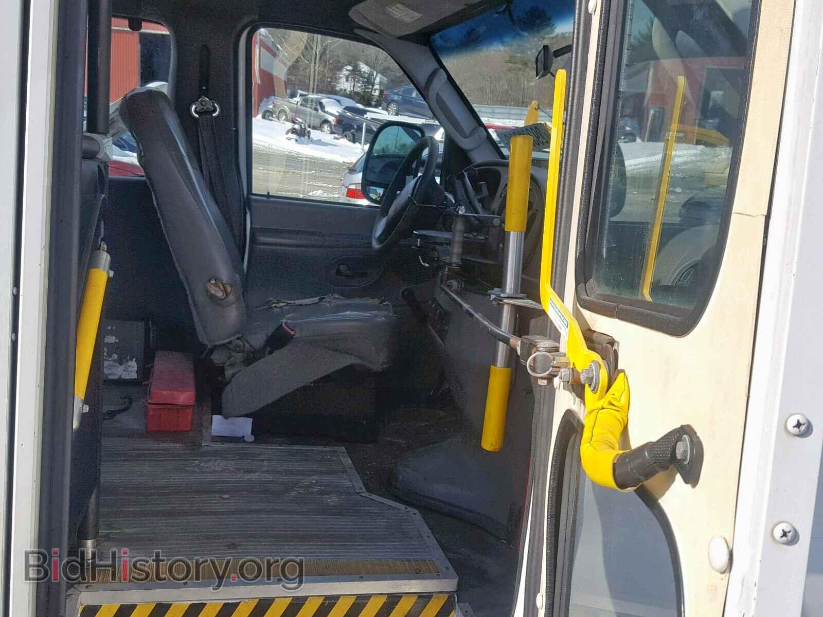 2008 FORD ECONOLINE - VIN: 1FTSS34L58DA31760 - Фото 5