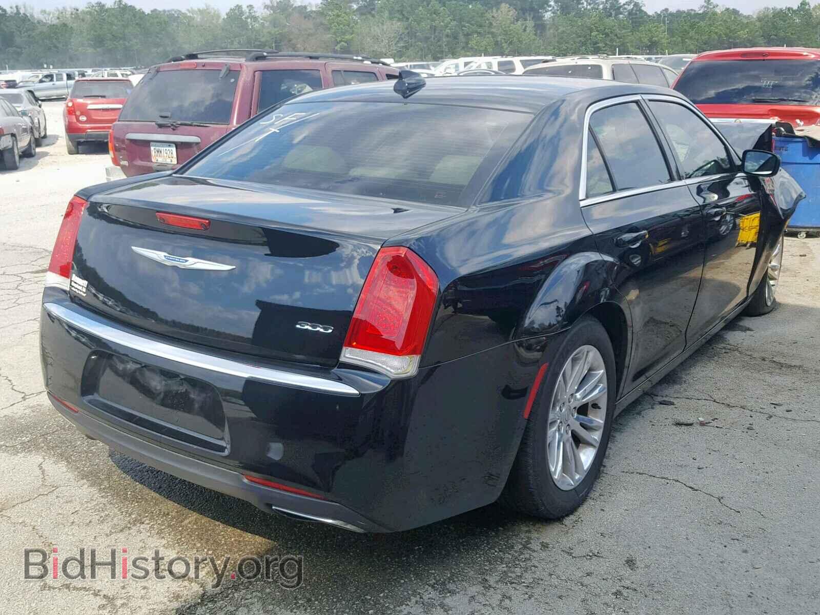 2017 CHRYSLER 300 - VIN: 2C3CCAAGXHH661844 - Фото 4