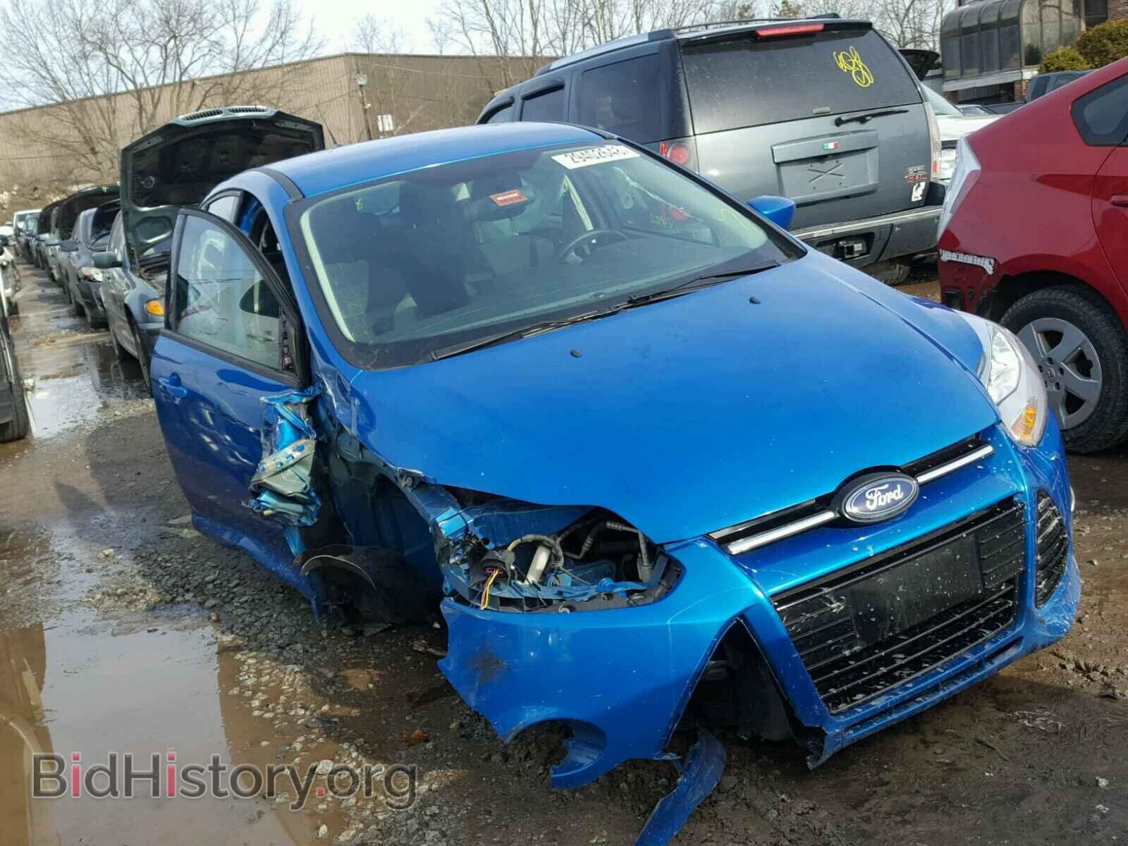 Photo 1FAHP3K24CL246413 - FORD FOCUS 2012