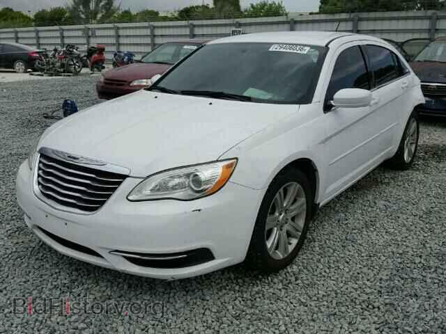 2013 CHRYSLER 200 - VIN: 1C3CCBBB9DN714298 - Photo 2