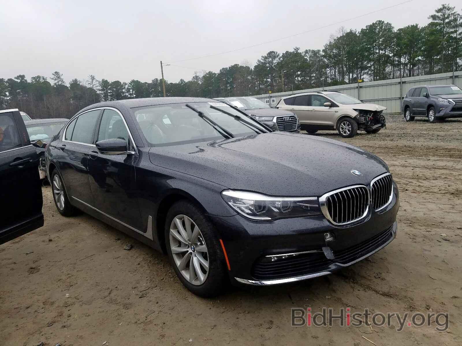 Photo WBA7E4C55HGU99554 - BMW 7 SERIES 2017