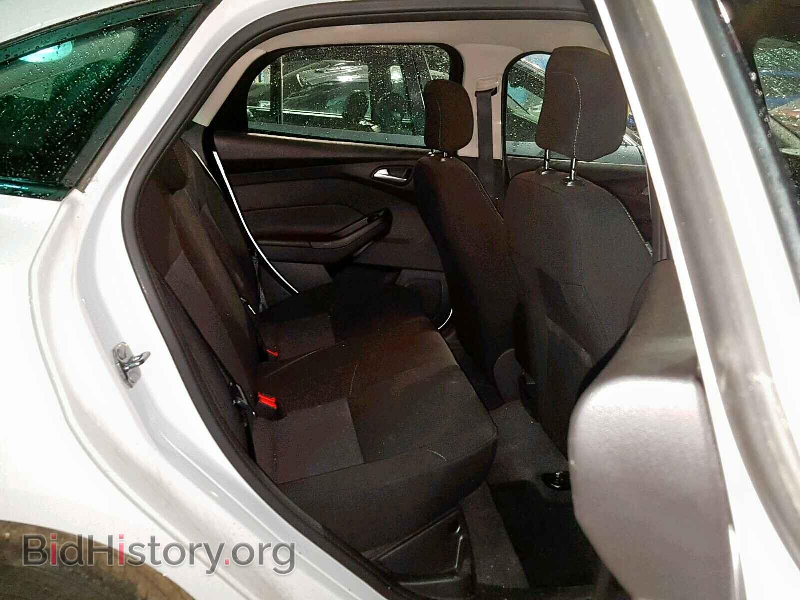 2018 FORD FOCUS SE - VIN: 1FADP3FE5JL300561 - Фото 6
