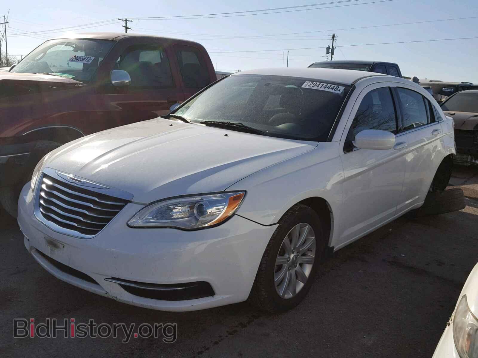 2013 CHRYSLER 200 - VIN: 1C3CCBBB1DN514385 - Фото 2