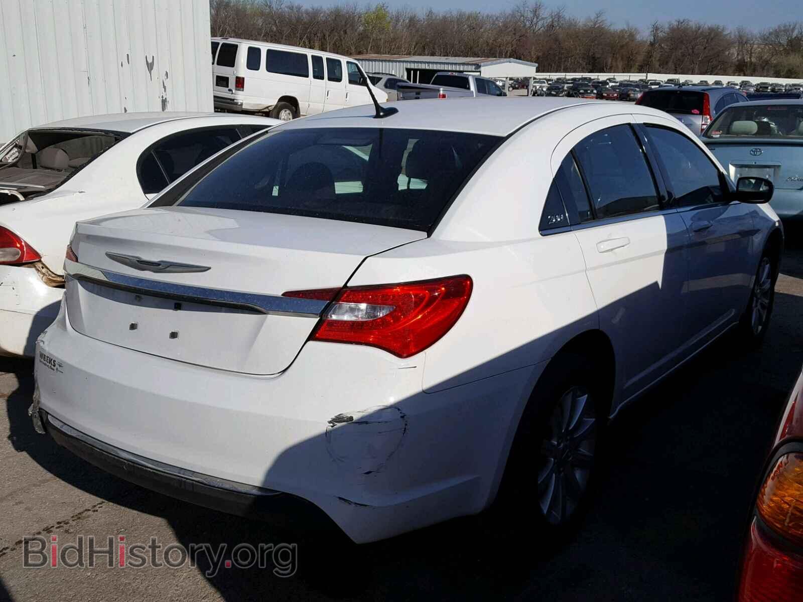 2013 CHRYSLER 200 - VIN: 1C3CCBBB1DN514385 - Фото 4