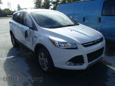 2014 Ford ESCAPE Escape SE, белый — VIN 1FMCU9GX4EUC38342, Copart