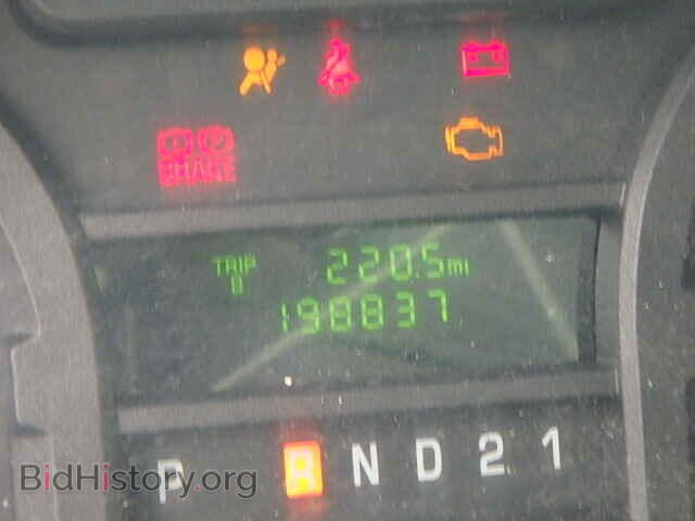 2011 FORD ECONOLINE - VIN: 1FBNE3BL7BDA17992 - Photo 8