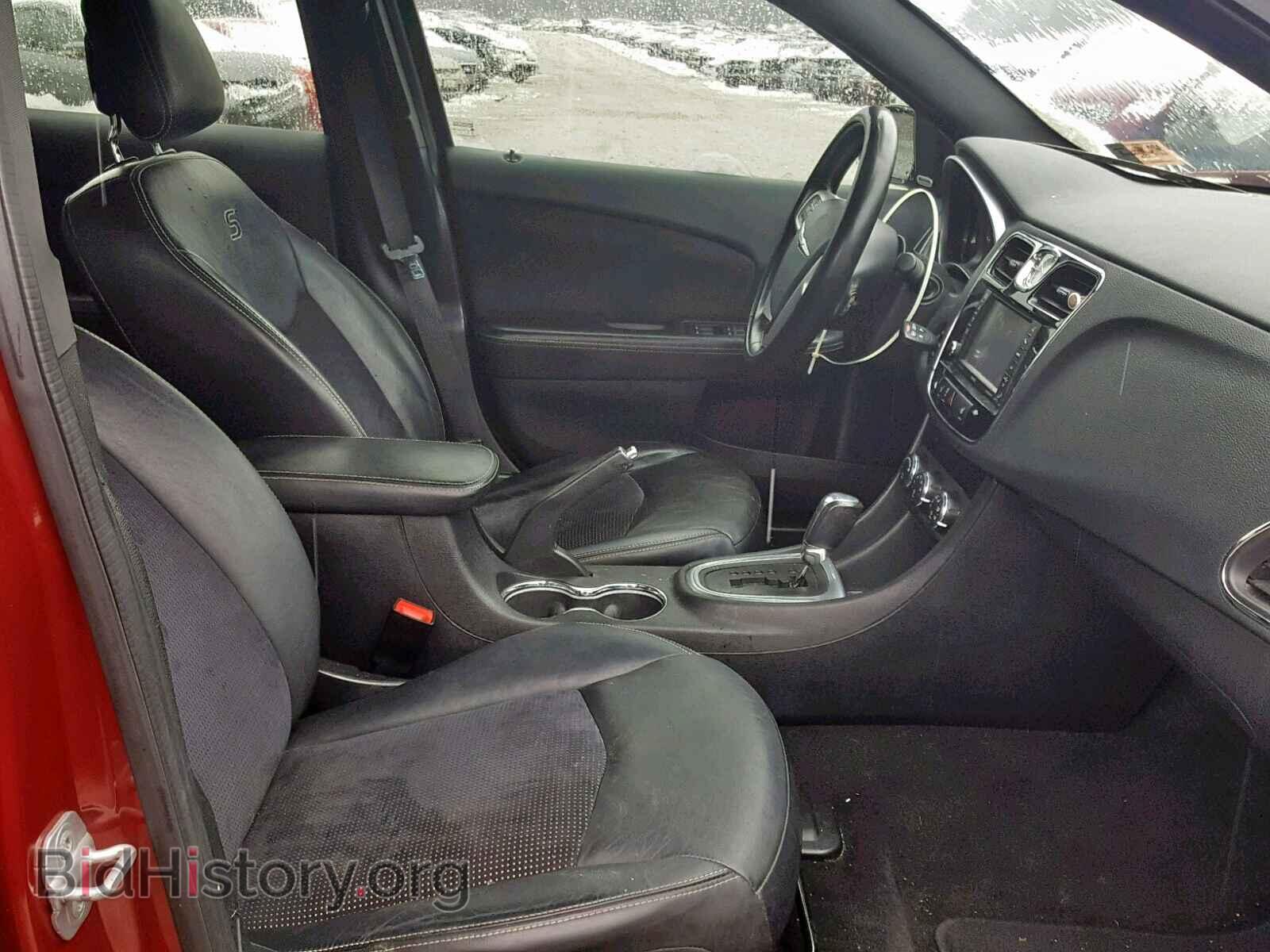 2012 CHRYSLER 200 - VIN: 1C3CCBHGXCN183422 - Фото 5