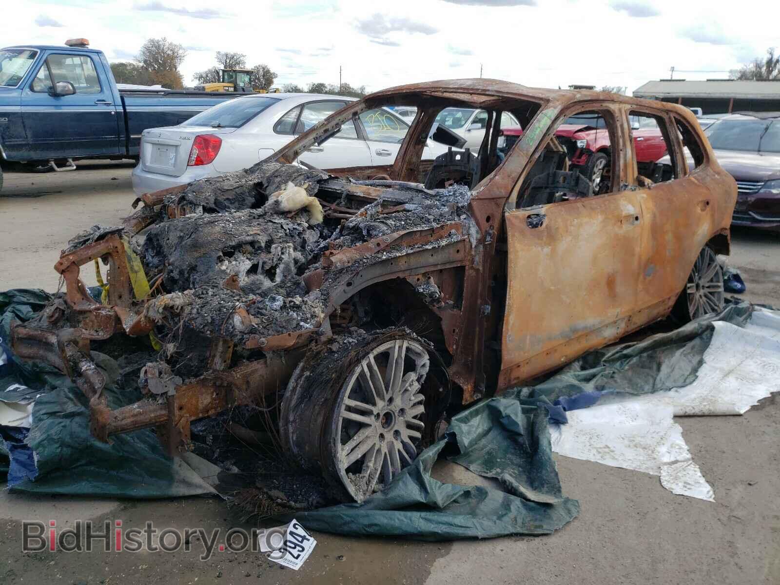 2018 PORSCHE CAYENNE - VIN: WP1AA2A23JKA06876 - Photo 2