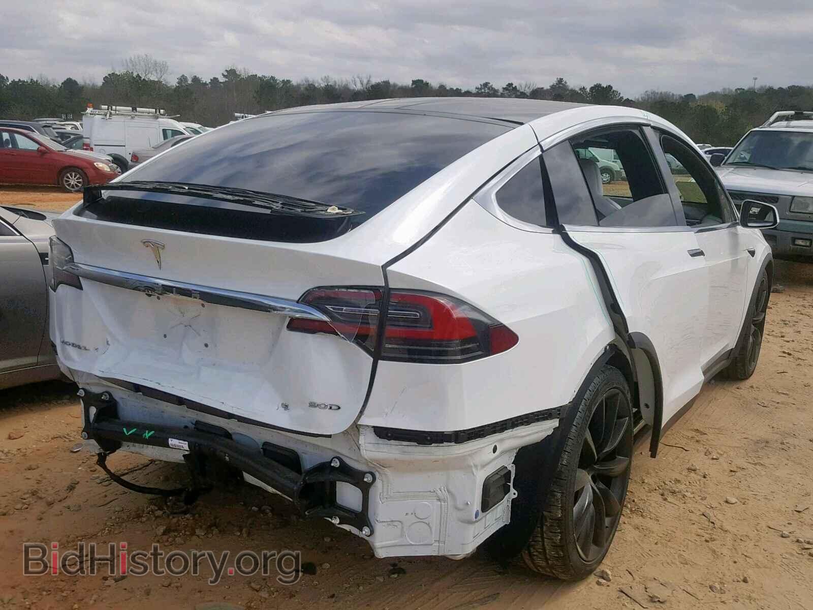 2017 TESLA MODEL X - VIN: 5YJXCBE22HF035681 - Photo 4