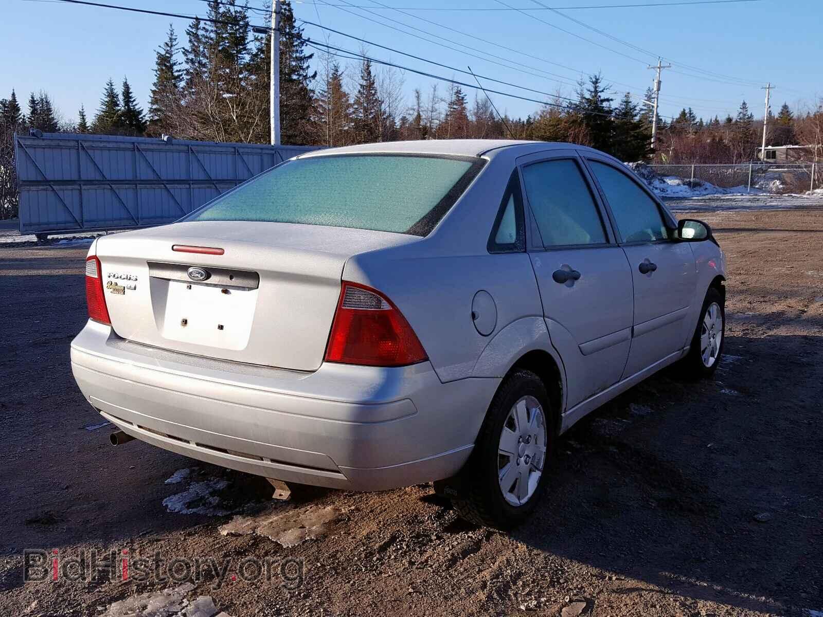 2007 FORD FOCUS - VIN: 1FAFP34N37W318754 - Фото 4