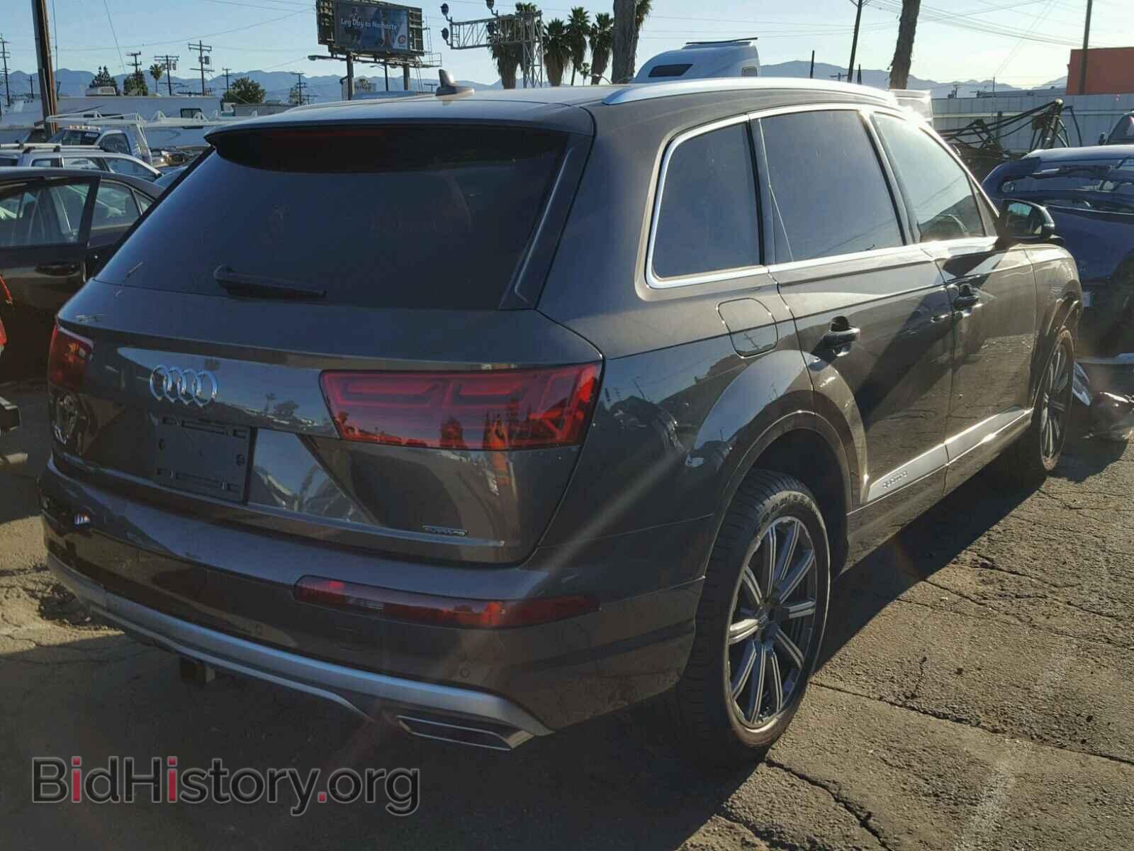 2017 AUDI Q7 - VIN: WA1LHAF76HD042249 - Фото 4