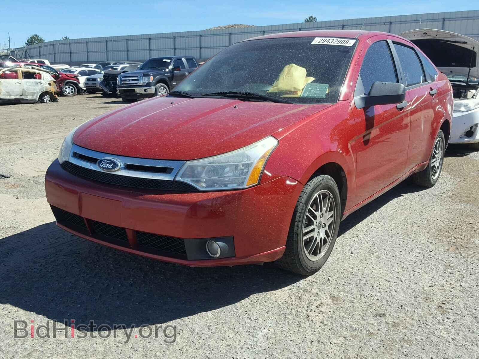 2011 FORD FOCUS - VIN: 1FAHP3FN2BW149177 - Фото 2