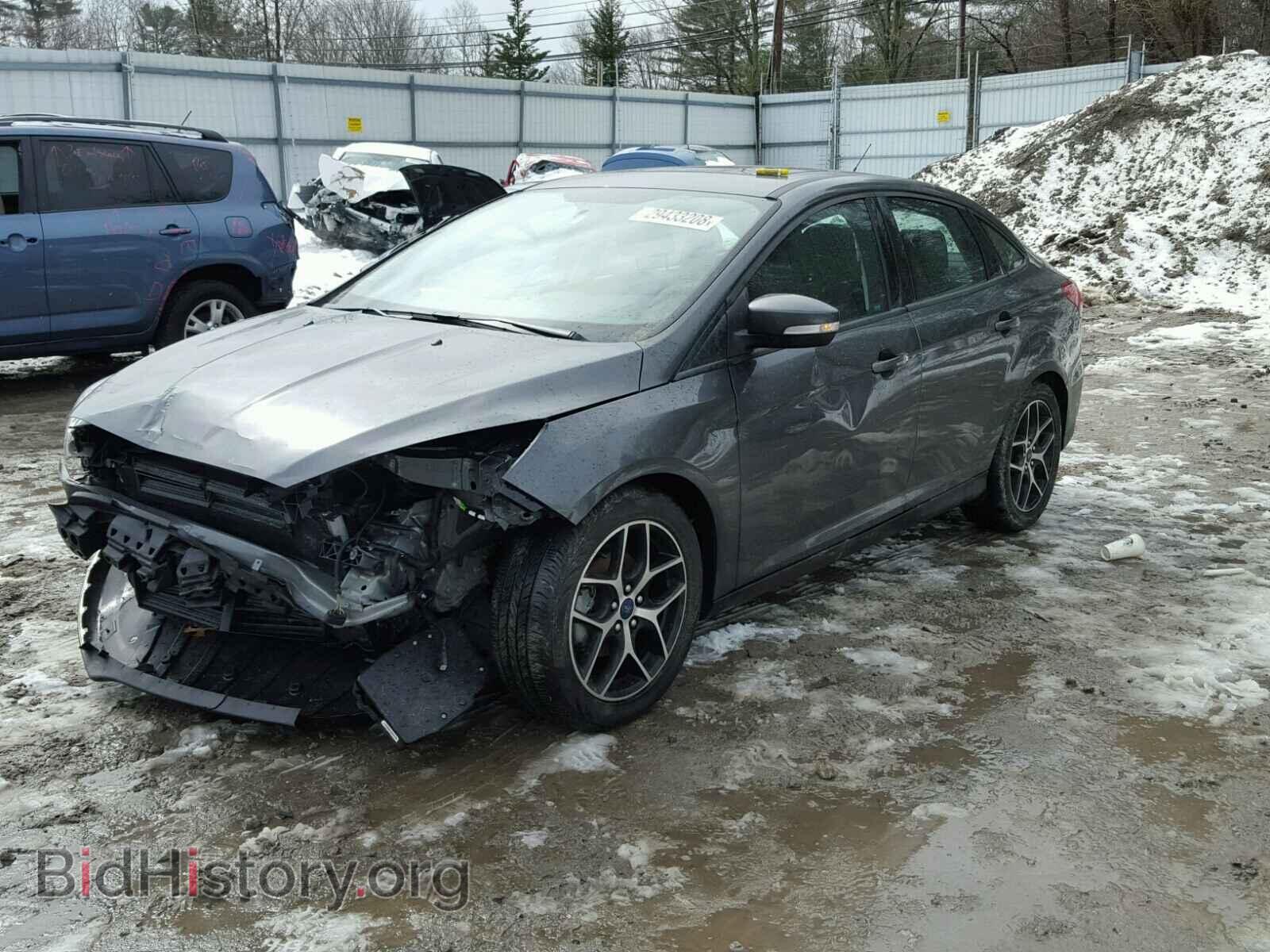 2017 FORD FOCUS - VIN: 1FADP3H27HL301319 - Photo 2