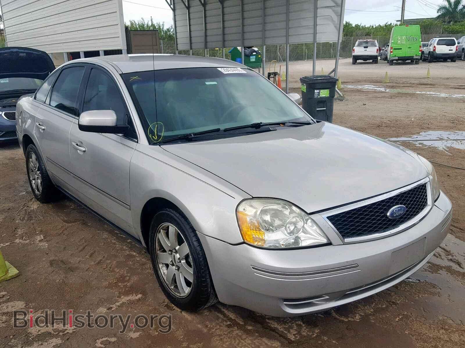 Photo  - FORD FIVE HUNDR 2006