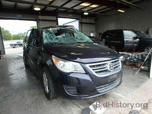 Фотография 2V4RW3DG1BR622166 - VOLKSWAGEN ROUTAN 2011