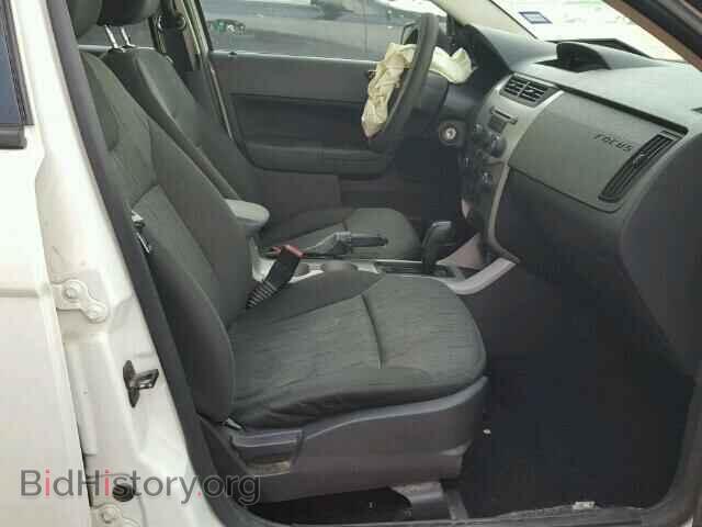 2009 FORD FOCUS - VIN: 1FAHP35N19W110687 - Photo 5