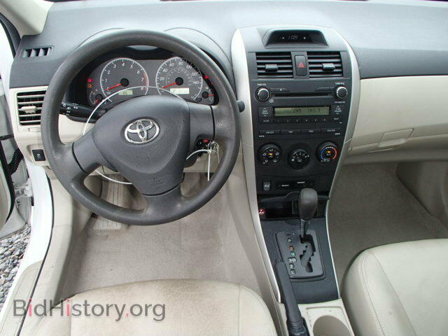 2012 TOYOTA COROLLA - VIN: 5YFBU4EEXCP013132 - Фото 9