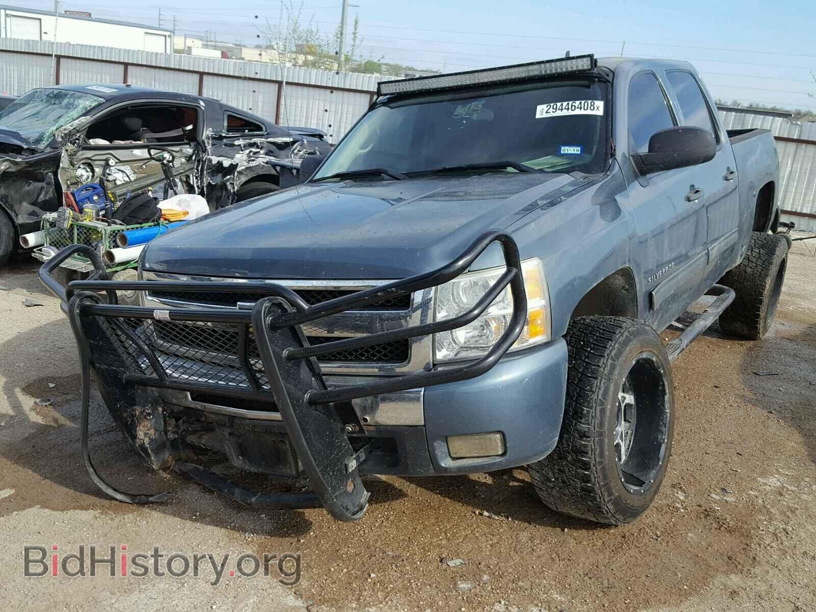 2011 CHEVROLET SILVERADO - VIN: 3GCPKSE30BG291962 - Фото 2