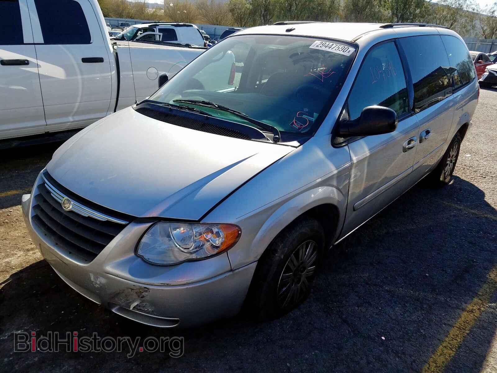 2006 CHRYSLER MINIVAN - VIN: 2A4GP44R76R732418 - Фото 2